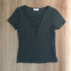 Tillys cross front tee